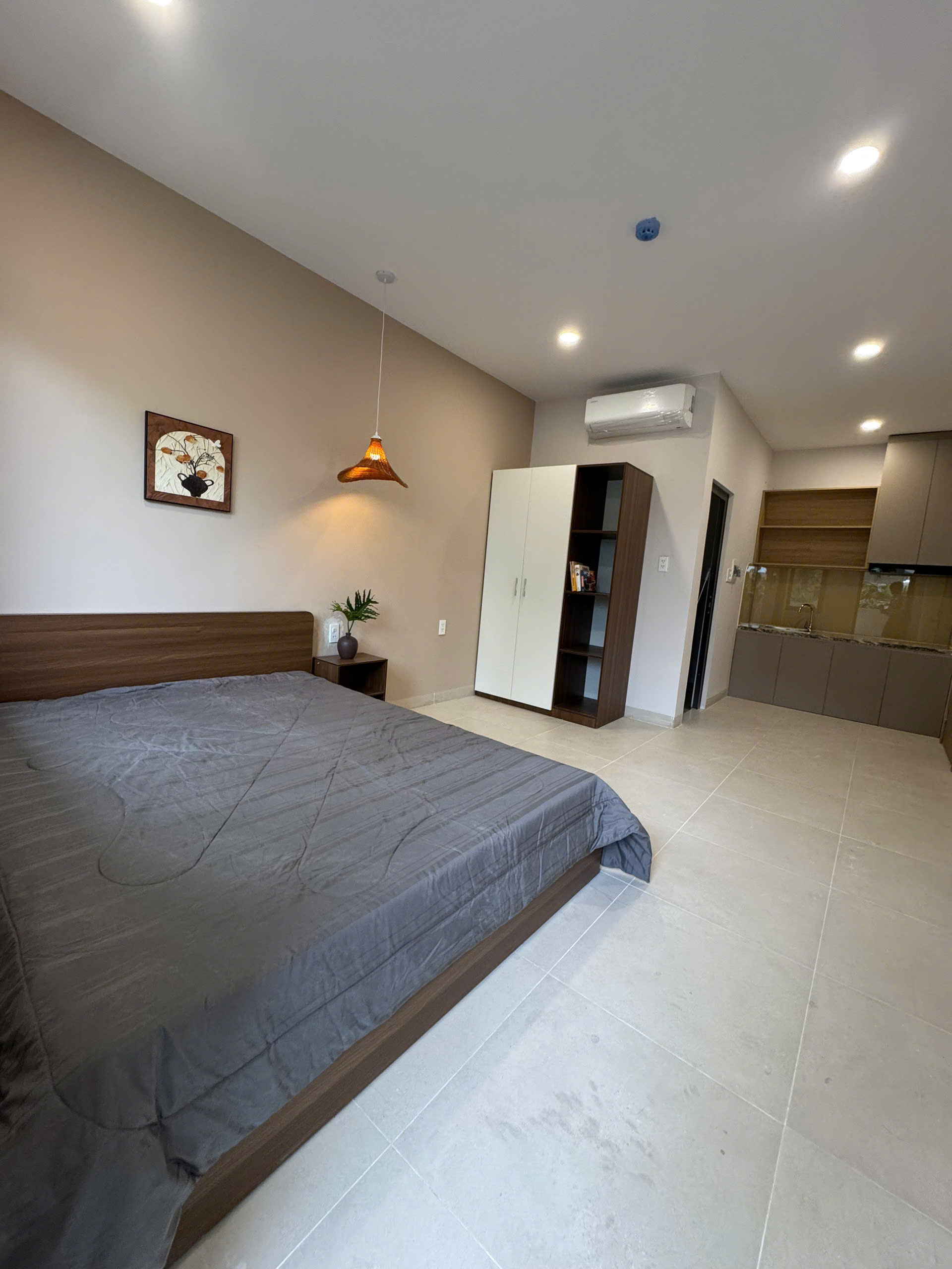 Balcony Room 2